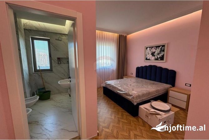 Shtepi me qera Apartament ne Tirane, 2+1, Mobilimi E mobiluar, Pagesa 700  Euro.