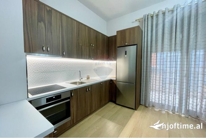 Shtepi me qera 1+1 ne Tirane - 750 Euro