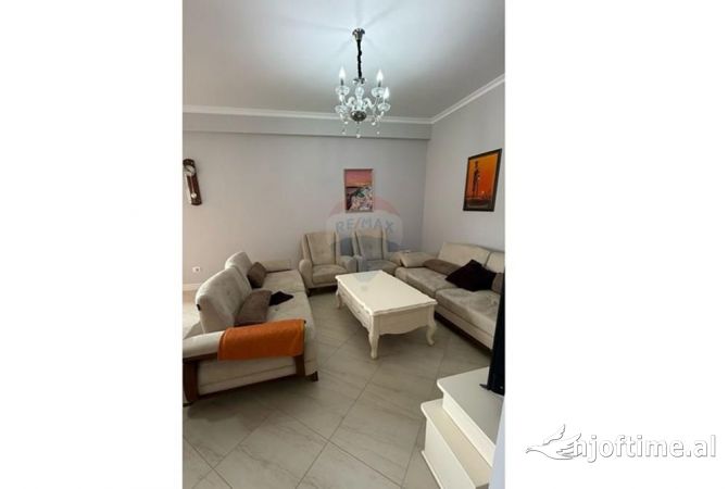 Shtepi ne shitje 2+1 ne Tirane - 192,000 Euro