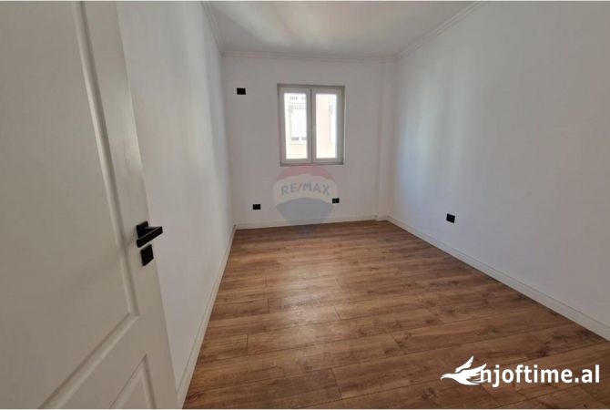 Shtepi ne shitje 2+1 ne Tirane - 160,000 Euro