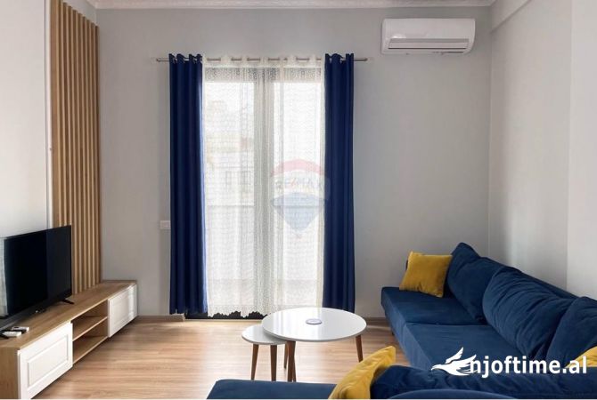 Shtepi me qera 2+1 ne Tirane - 800 Euro