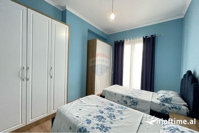 Shtepi me qera Apartament ne Tirane, 2+1, Mobilimi E mobiluar, Pagesa 800  Euro.