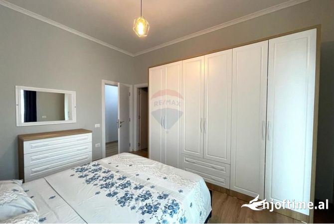 Shtepi me qera Apartament ne Tirane, 2+1, Mobilimi E mobiluar, Pagesa 800  Euro.