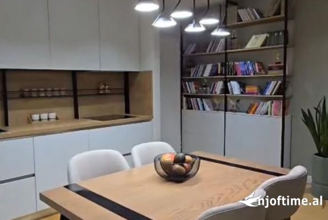 Shtepi ne shitje 2+1 ne Tirane - 240,000 Euro