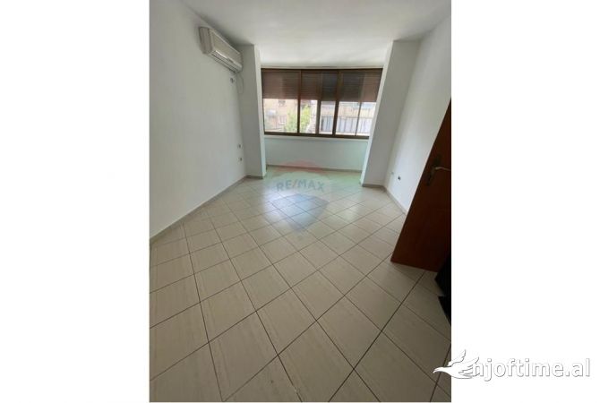 Shtepi ne shitje 1+1 ne Tirane - 94,900 Euro