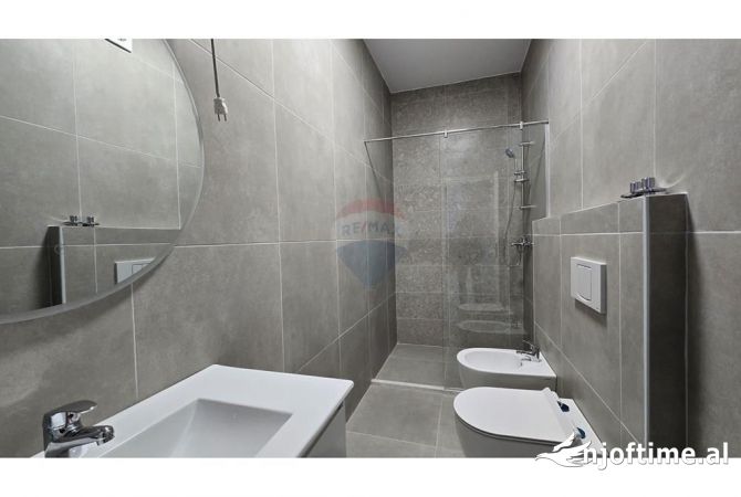 Shtepi me qera Apartament ne Tirane, 2+1, Mobilimi E mobiluar, Pagesa 1,000  Euro.