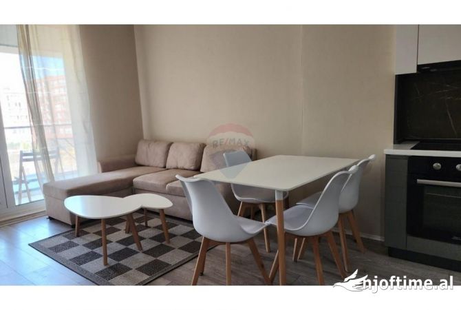 Jepet 1+1 me qira te Marga 2