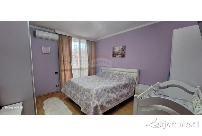 Shtepi me qera 2+1 ne Tirane - 750 Euro