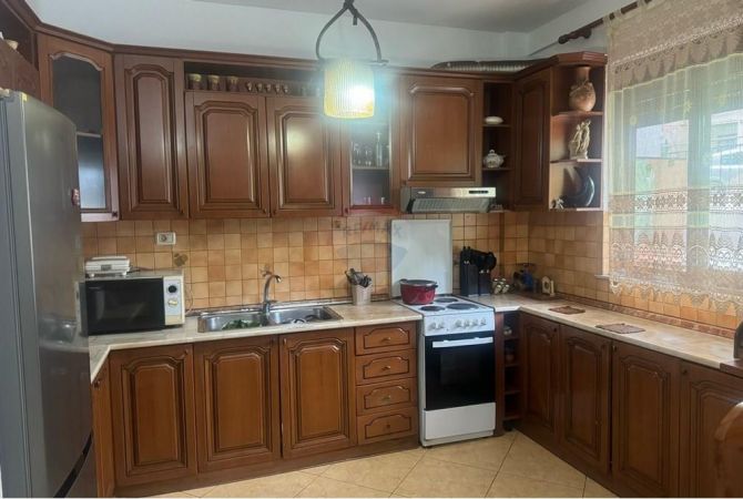 House for Rent 2+1 in Tirana - 550 Euro