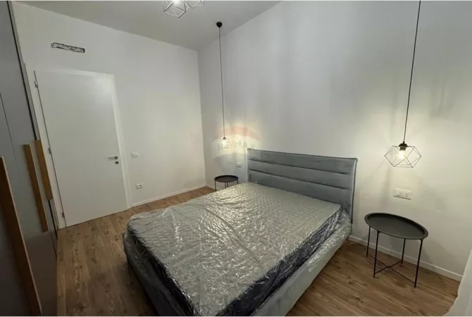 Shtepi me qera 1+1 ne Tirane - 800 Euro