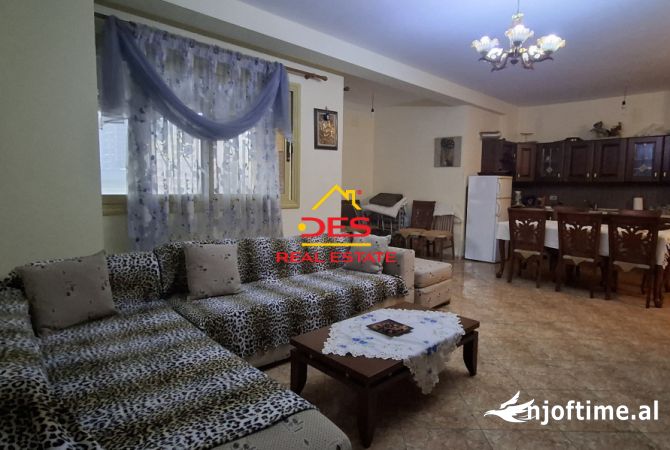 Shtepi me qera 2+1 ne Vlore - 450 Euro