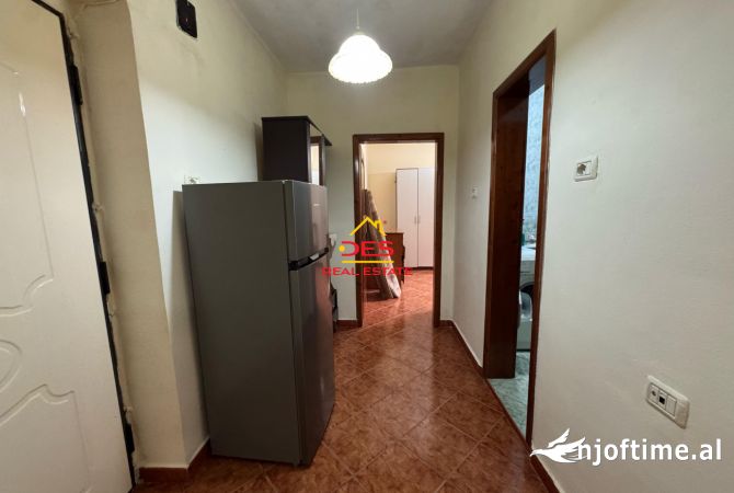 Shtepi ne shitje Apartament ne Vlore, 1+1, Mobilimi E mobiluar, Pagesa 60,000  Euro.