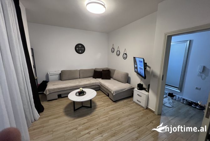 Shtepi me qera 1+1 ne Tirane - 500 Euro