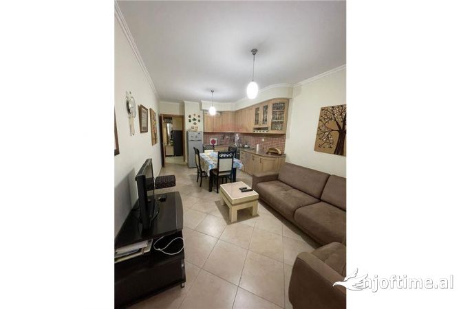 Shtepi ne shitje 2+1 ne Tirane - 92,000 Euro