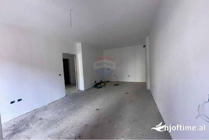 Shtepi ne shitje 2+1 ne Tirane - 174,700 Euro