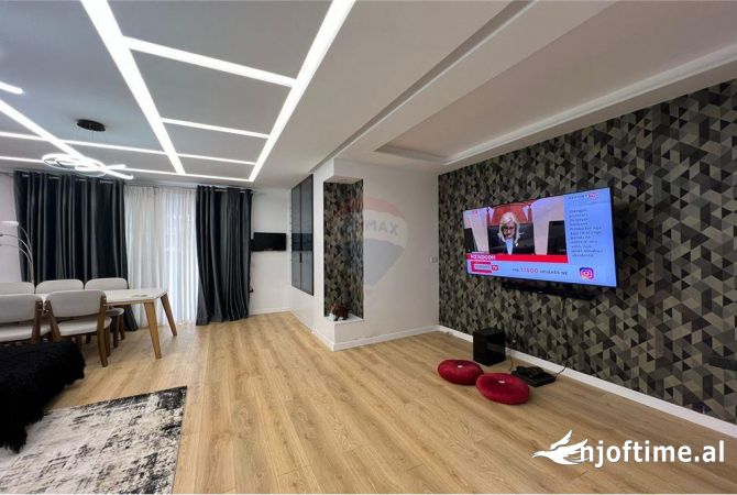 Shtepi me qera 2+1 ne Tirane - 1,200 Euro