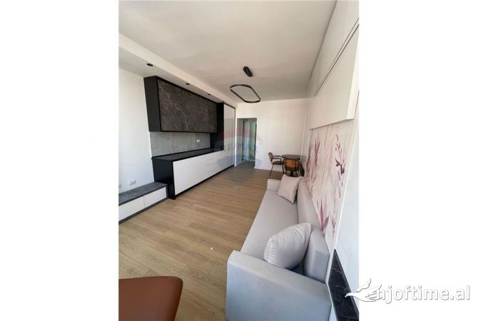 Shtepi ne shitje 1+1 ne Tirane - 82,000 Euro