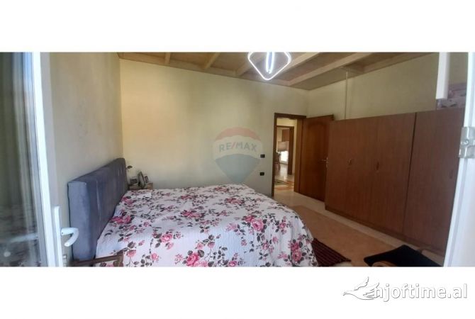 Shtepi me qera 2+1 ne Tirane - 650 Euro