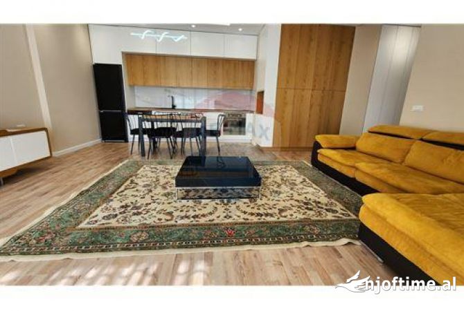 Shtepi me qera 2+1 ne Tirane - 1,500 Euro