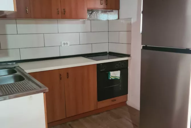 Shtepi me qera Garsoniere ne Tirane - 25,000 Leke