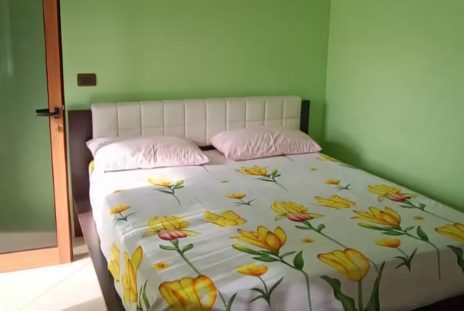 Shtepi me qera 1+1 ne Tirane - 40,000 Leke