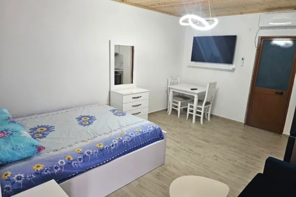 Shtepi me qera Garsoniere ne Tirane - 30,000 Leke