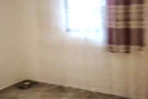 Shtepi me qera 1+1 ne Tirane - 30,000 Leke