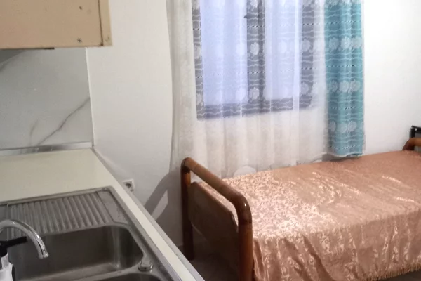 Casa in affitto Garsoniere a Tirana - 22,000 Leke