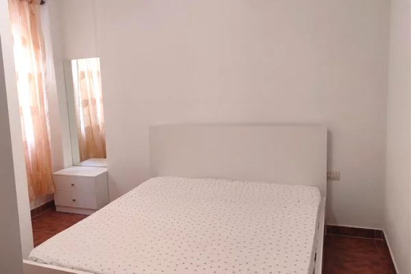 Shtepi me qera Garsoniere ne Tirane - 30,000 Leke