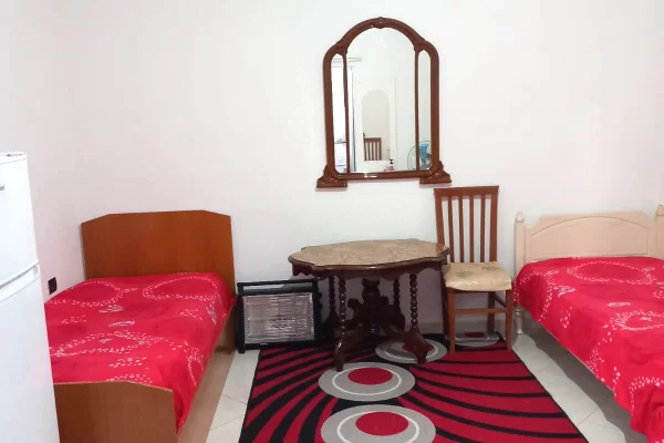 Garzoniere, 23.000 lek,Fundi Rruges Burgut 