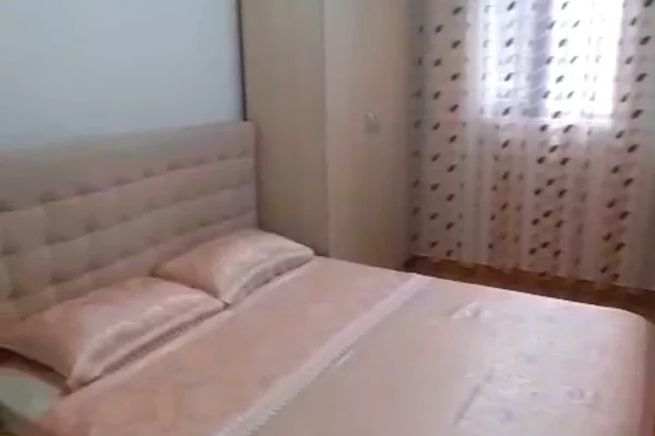 1+1,30.000 lek,Mbrapa Spitalit Ushtarak, Sapo Kalon Shinat e Trenit 