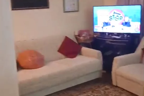 Shtepi me qera 1+1 ne Tirane - 30,000 Leke