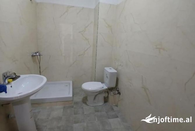 Shtepi ne shitje 2+1 ne Tirane - 125,002 Euro