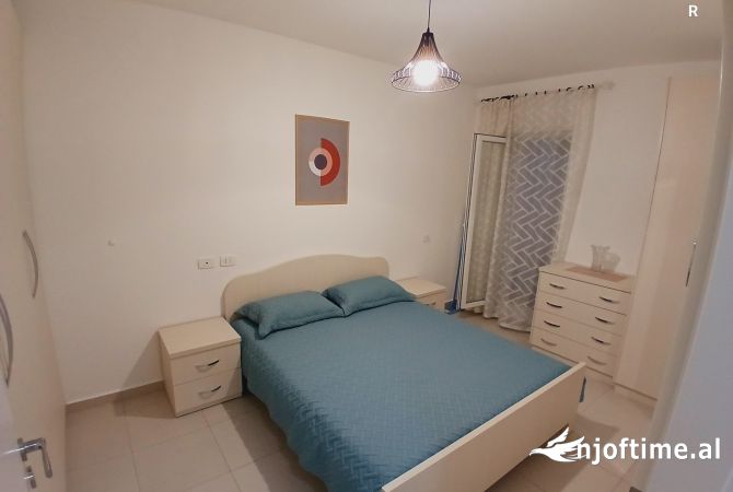 Shtepi me qera Apartament ne Tirane, 1+1, Mobilimi E mobiluar, Pagesa 600  Euro.
