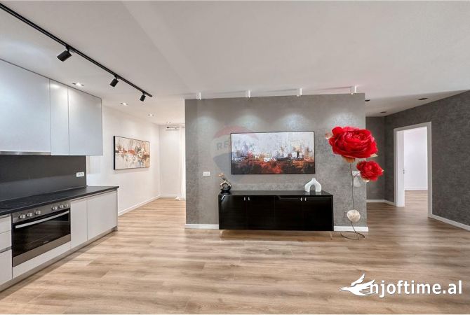 Shtepi ne shitje Apartament ne Tirane, 2+1, Mobilimi E mobiluar, Pagesa 264,000  Euro.