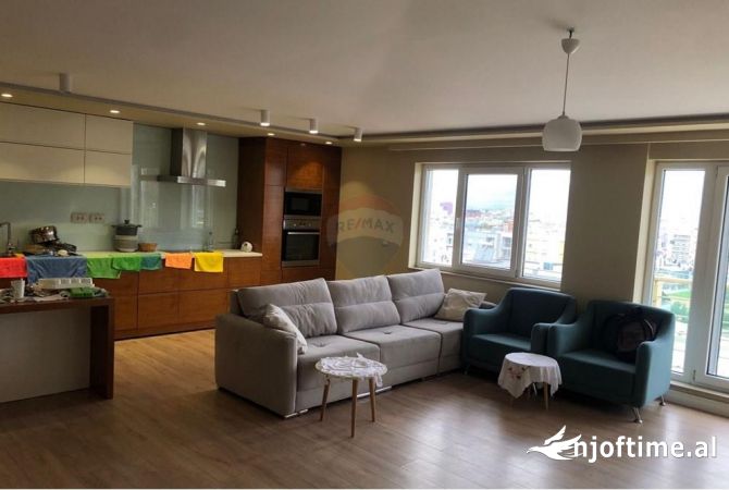 Shtepi ne shitje 3+1 ne Tirane - 320,000 Euro