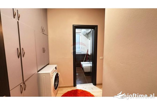 Shtepi me qera Apartament ne Tirane, 2+1, Mobilimi E mobiluar, Pagesa 700  Euro.