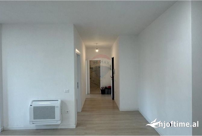 Shtepi me qera 2+1 ne Tirane - 700 Euro