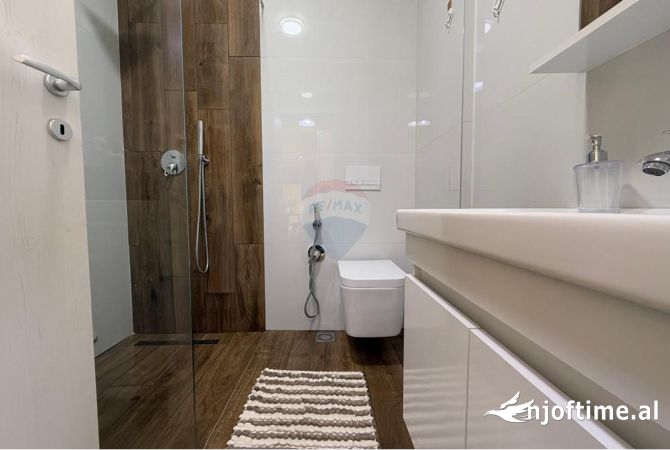 Shtepi me qera Apartament ne Tirane, 1+1, Mobilimi E mobiluar, Pagesa 750  Euro.
