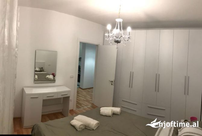 Shtepi me qera 1+1 ne Tirane - 450 Euro