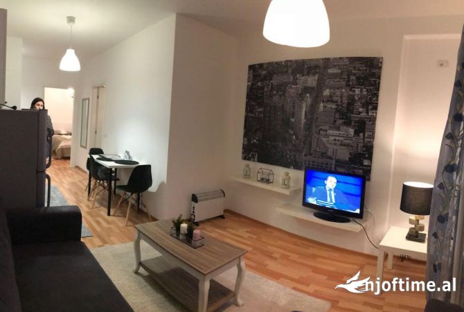 Shtepi me qera 1+1 ne Tirane - 450 Euro