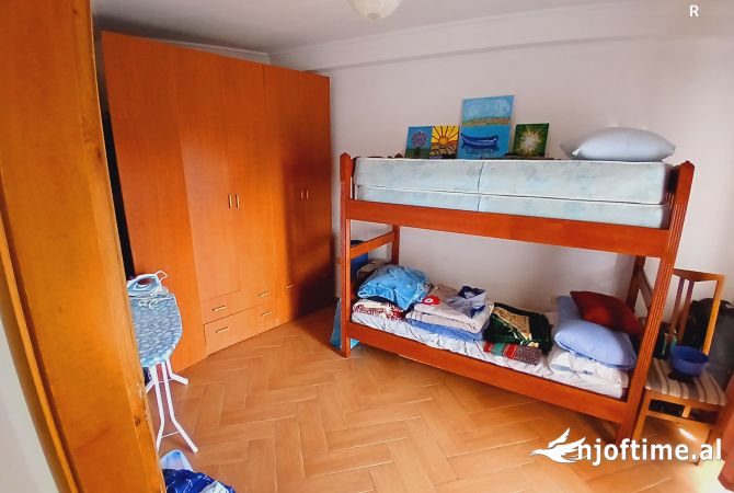 Shtepi me qera Apartament ne Tirane, 2+1, Mobilimi E mobiluar, Pagesa 650  Euro.
