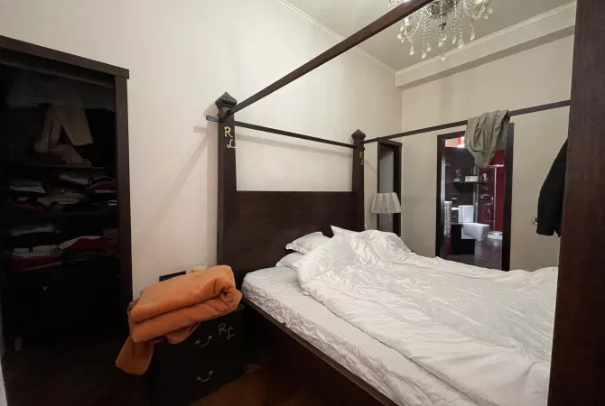 Shtepi me qera Apartament ne Tirane, 2+1, Mobilimi E mobiluar, Pagesa 900  Euro.