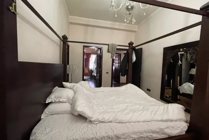 Shtepi me qera Apartament ne Tirane, 2+1, Mobilimi E mobiluar, Pagesa 900  Euro.