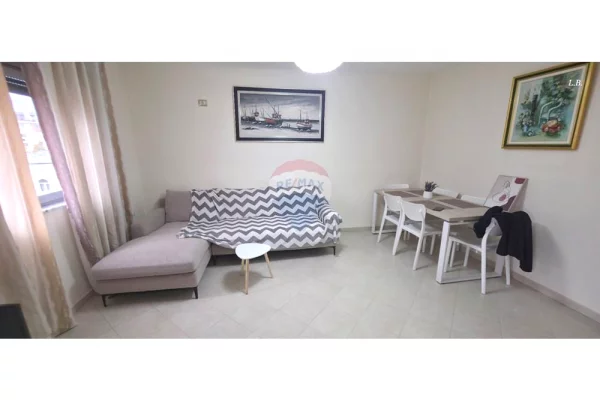 Shtepi ne shitje 1+1 ne Tirane - 125,000 Euro