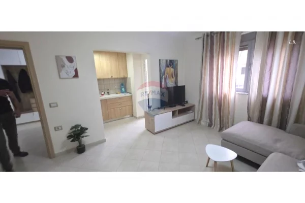 Shtepi ne shitje 1+1 ne Tirane - 125,000 Euro