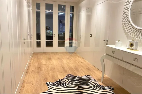 House for Sale 3+1 in Tirana - 355,000 Euro