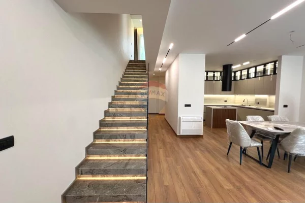 Luxury villas for rent in Tirana 4+1, Furnished