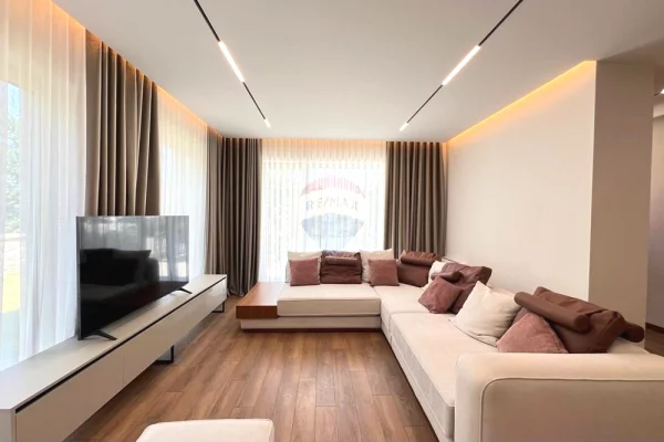 Luxury villas for rent in Tirana 4+1, Furnished