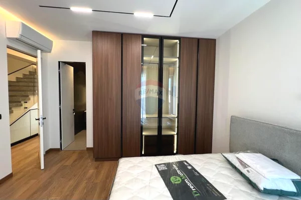 Luxury villas for rent in Tirana 4+1, Furnished